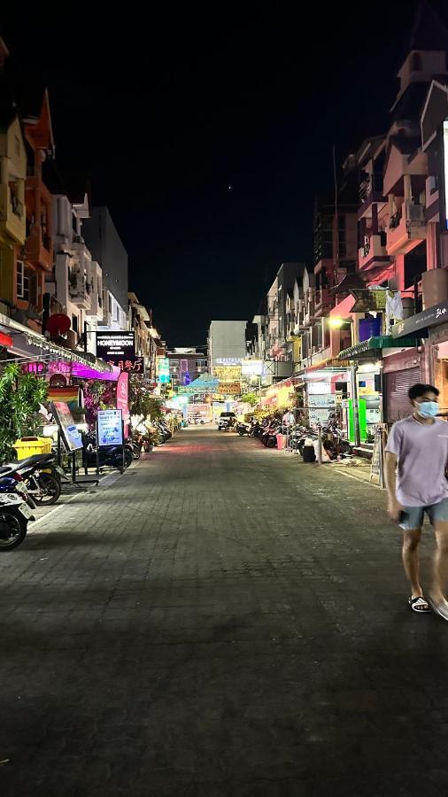 Patong Relax Guest House מראה חיצוני תמונה