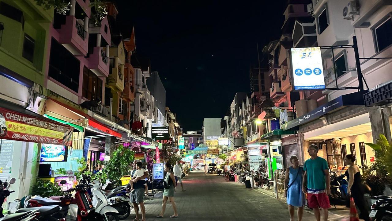 Patong Relax Guest House מראה חיצוני תמונה