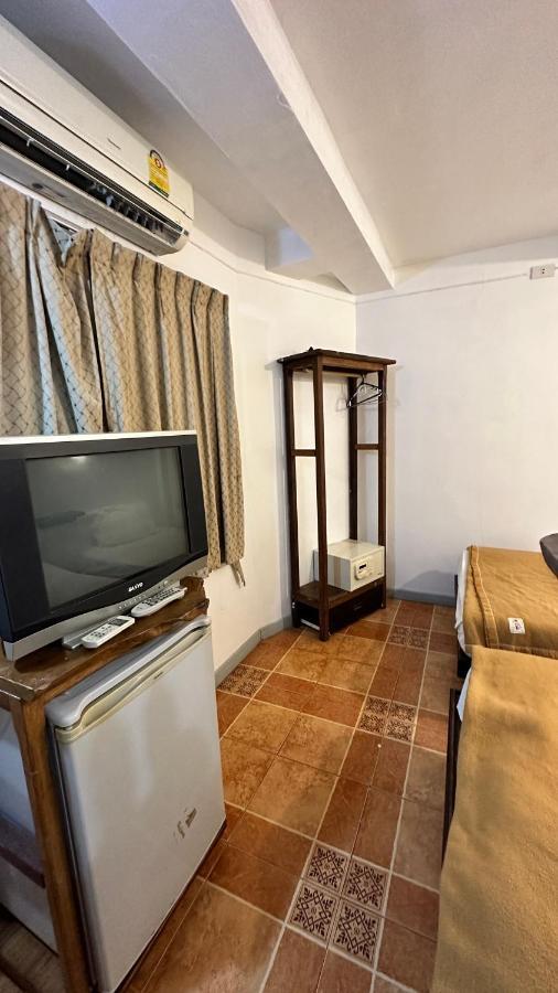 Patong Relax Guest House מראה חיצוני תמונה
